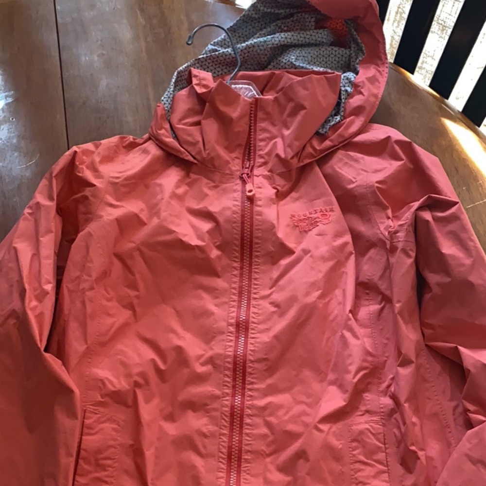 Mountain Hardwear Raincoat